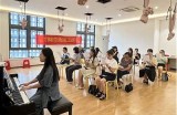 成人声乐考级视频APP：轻松提升你的歌唱水平！